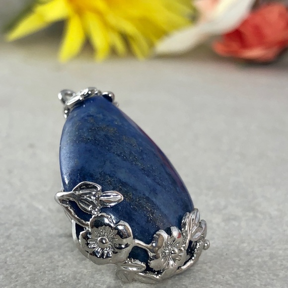 Lapis Lazuli Pendant with Silver Tone Floral Accents - Picture 1 of 3
